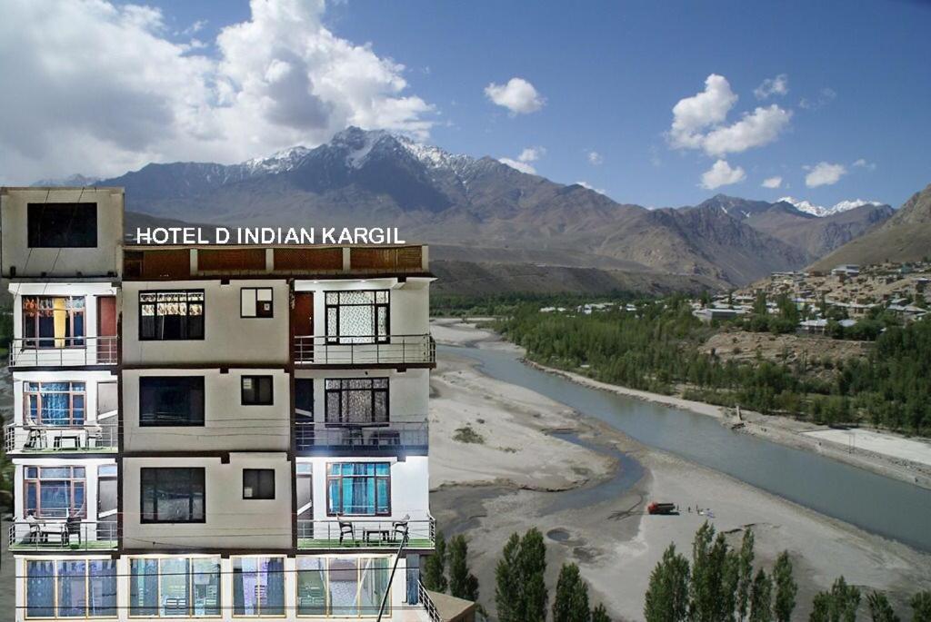 Hotel D Indian Kargil Esterno foto